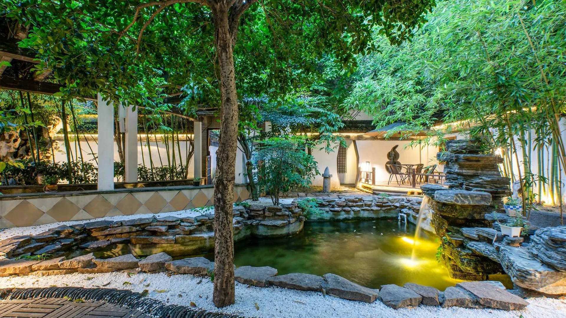 Tongli Lanshe Garden B&B Suzhou  China